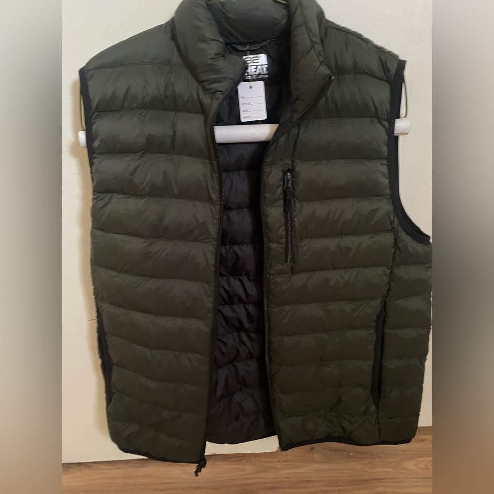Green/grey men vest size med